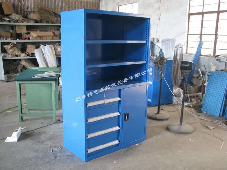 工具柜